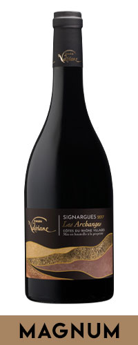 Domaine de la Valériane. Signargues Les Archanges. Seductive in its deep color with purplish nuances, nose of ripe cherry, liquorice and vanilla, powerful and structured on the palate, balanced with a good length.
